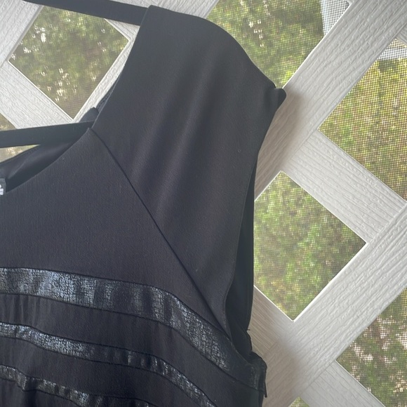 Her Universe x Star Wars ‘Kylo Ren’ Dress - Picture 7 of 14